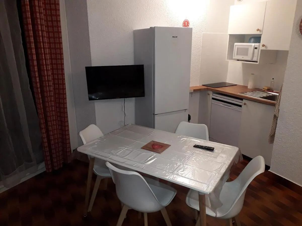 Beautiful 2 Bedroom With South-Facing Garden Ancelle