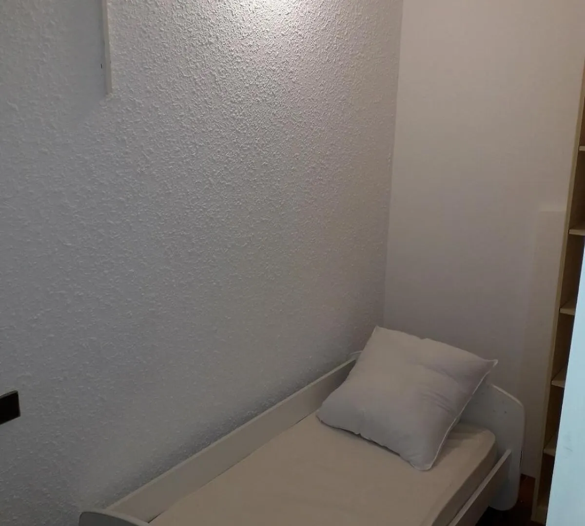 Beautiful 2 Bedroom With South-Facing Garden Ancelle Frankrike